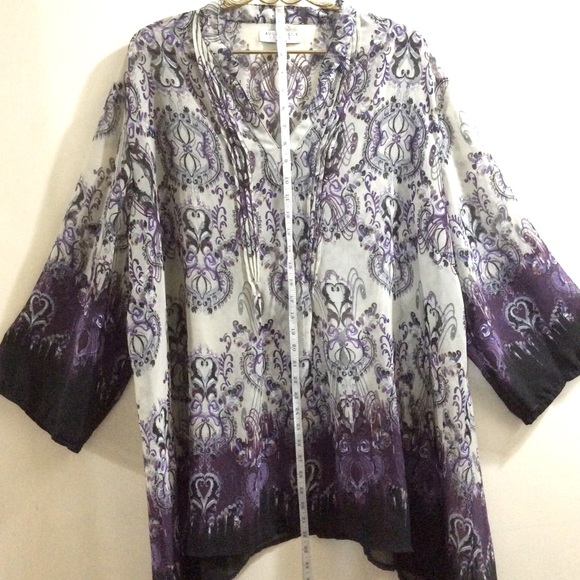 💥SALE💥August Silk Options beach cover up - Picture 6 of 8